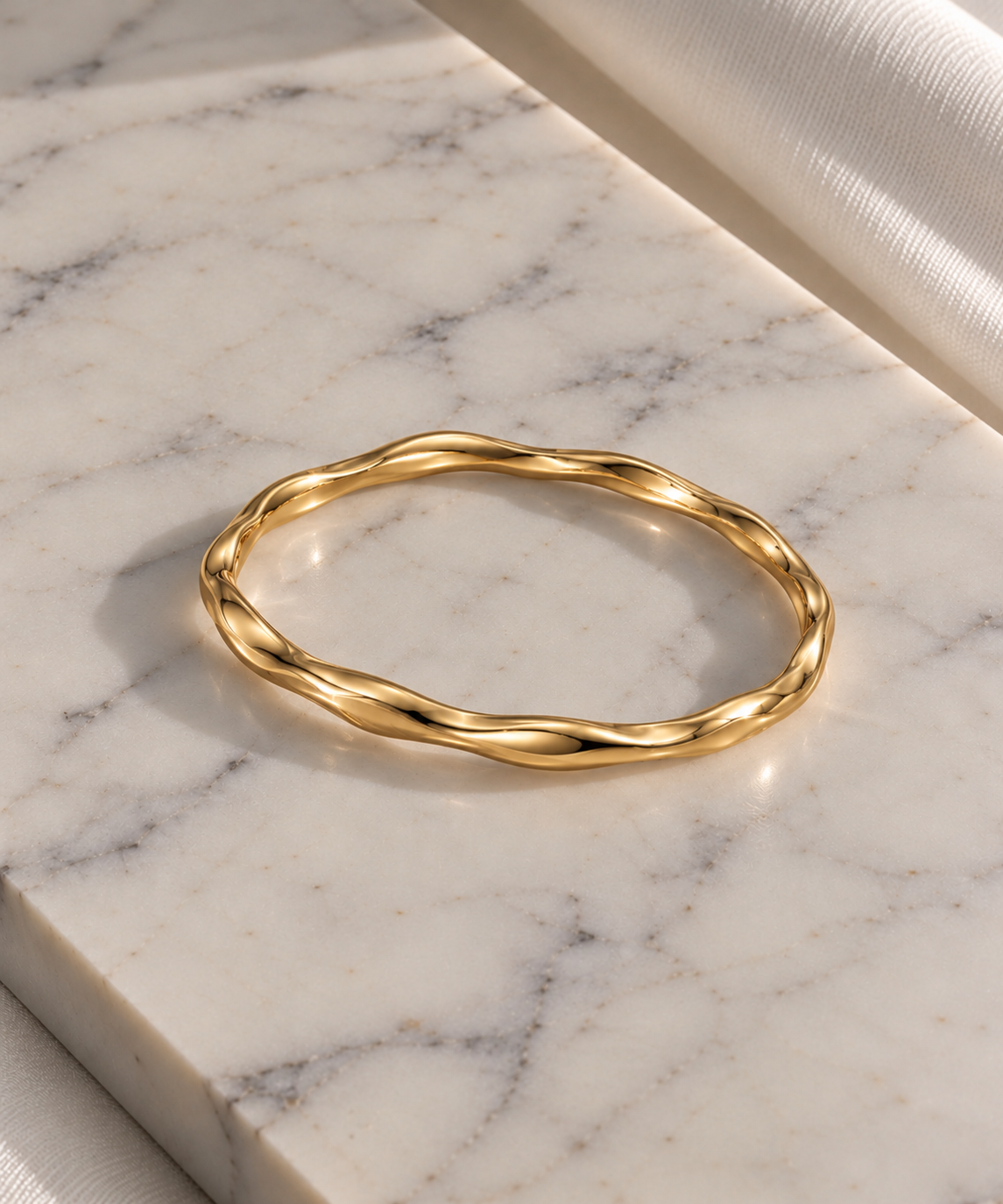 Juliette Bangle - Gold