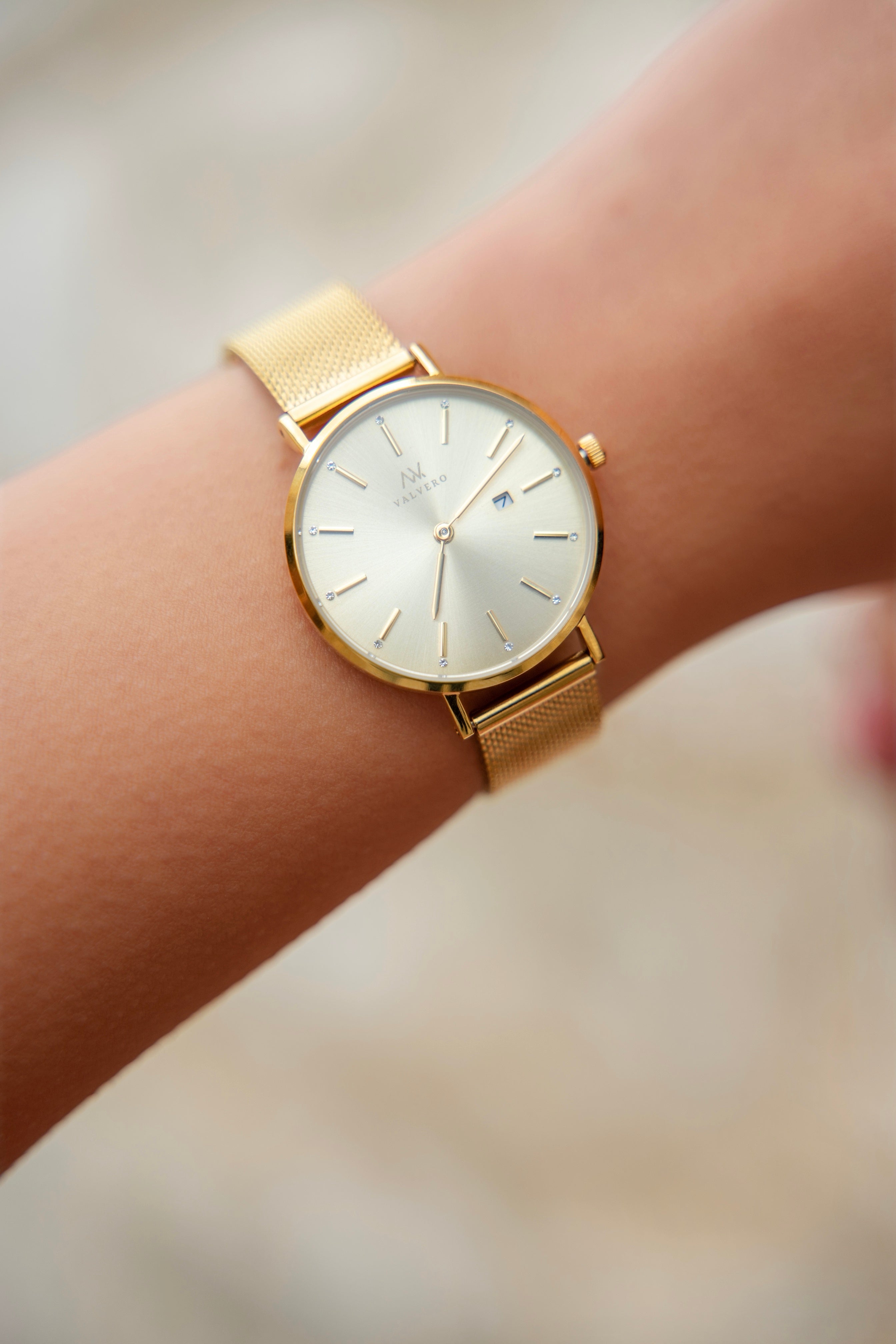 Signature Set ~ Amara Luxe Gold Petite Watch & Luxe Gold Velora Bangle