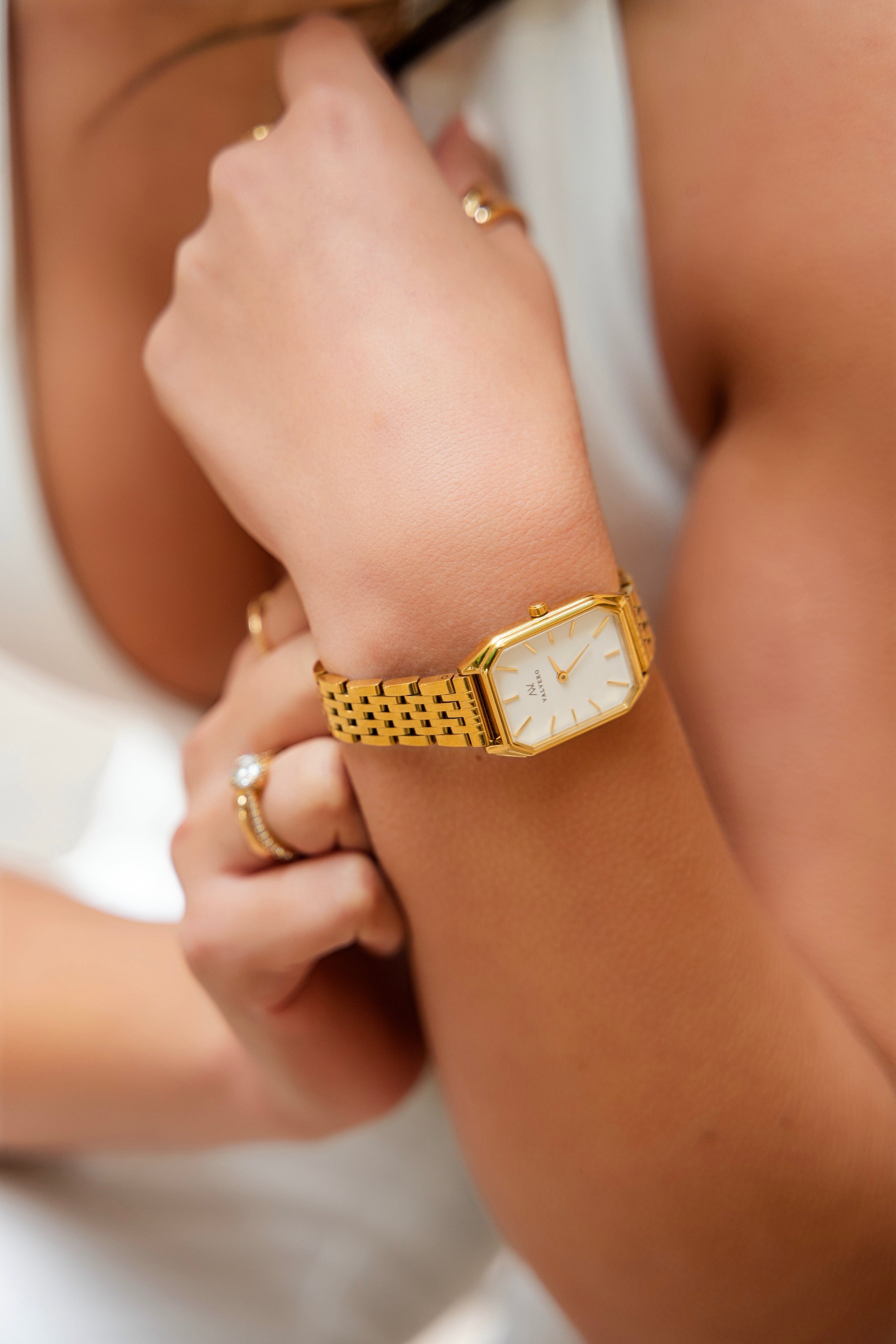 Signature Set ~ Elliana Luxe Gold Ivory Watch & Luxe Gold Velora Bangle