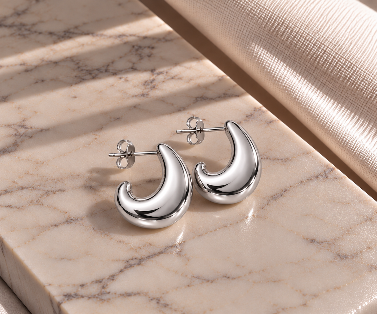 Aria Earrings - Silver.
