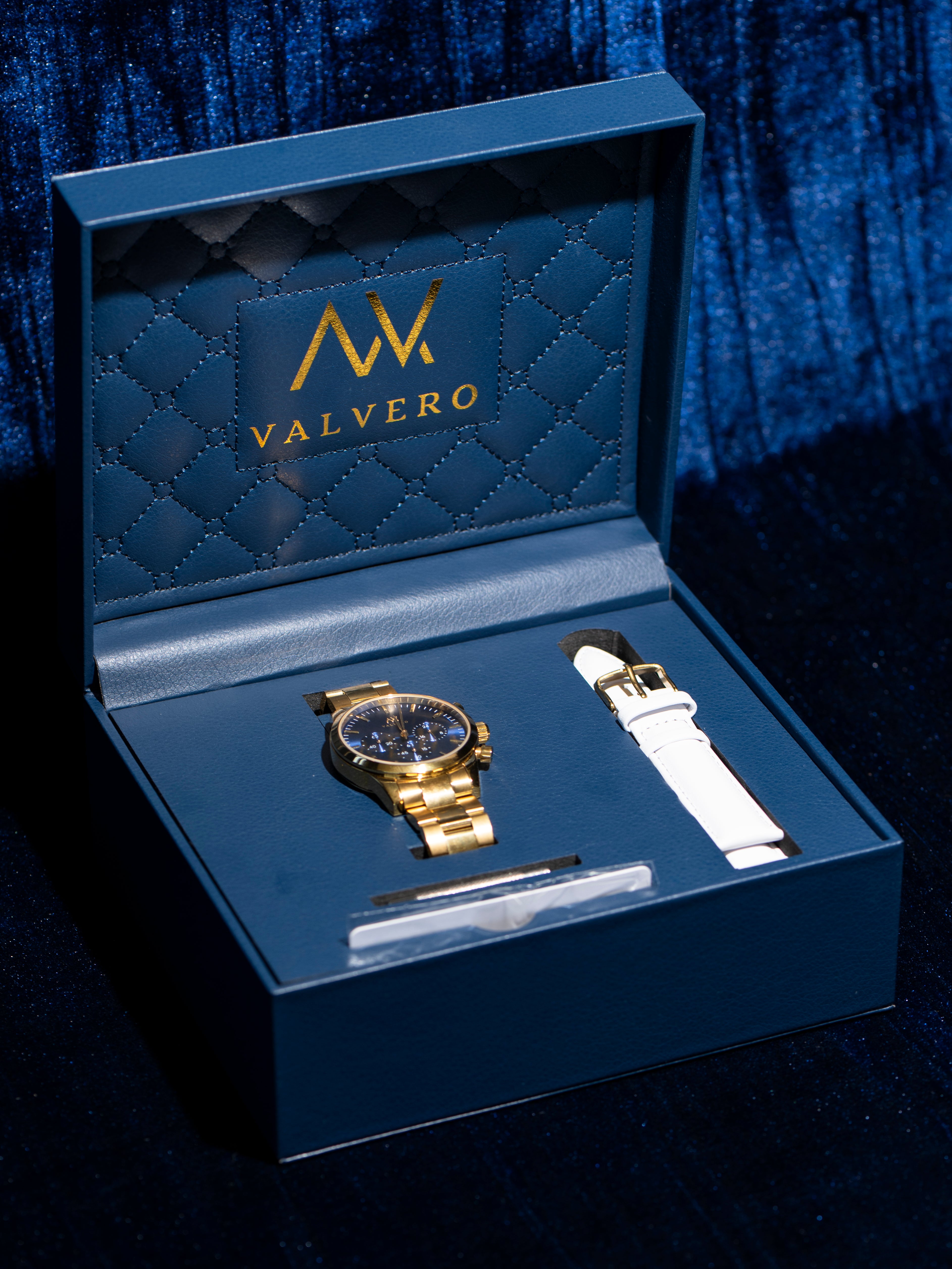 Timeless Set ~ Fiero Luxe Gold Sapphire Watch & Vero Bracelet Luxe Gold