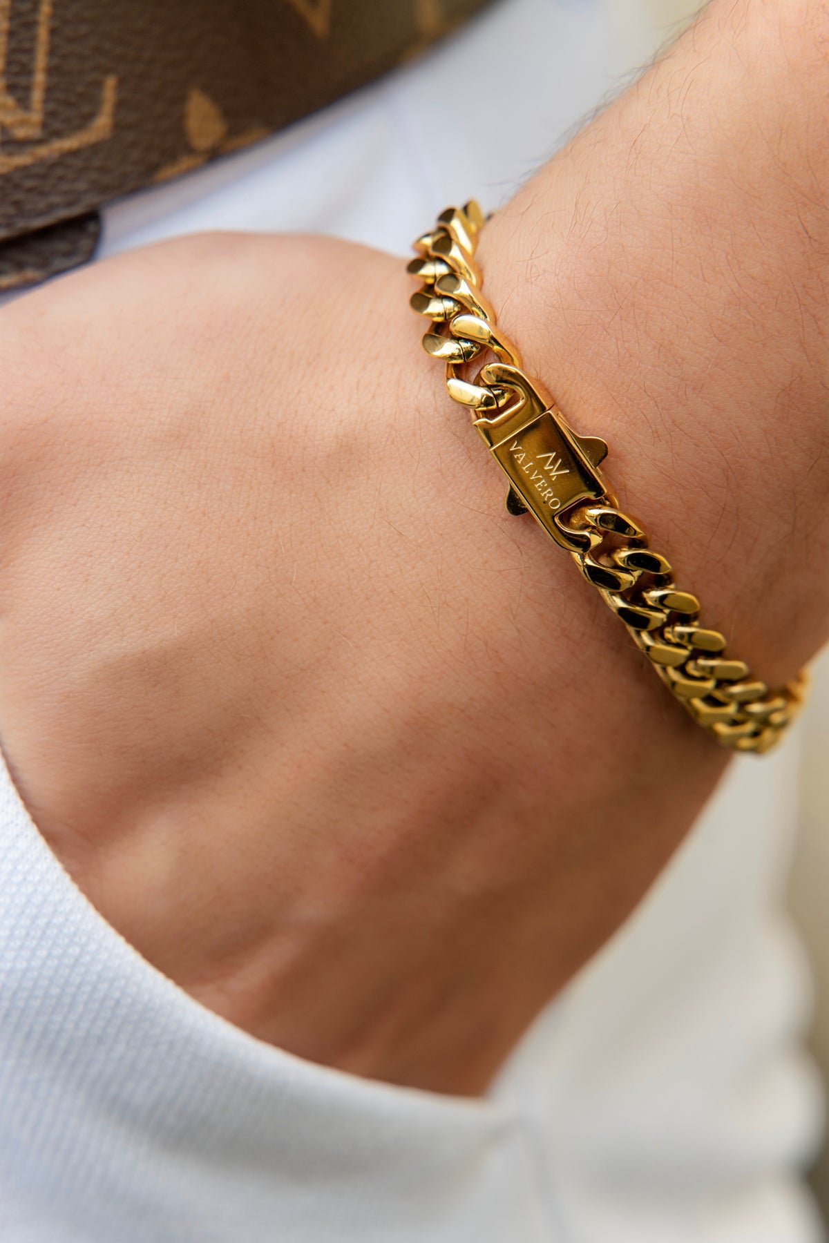 Vero Luxe Gold Bracelet